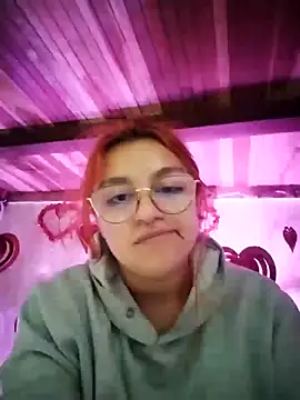 SophiaWeestt99 online show from February 2025 01:41:01 AM