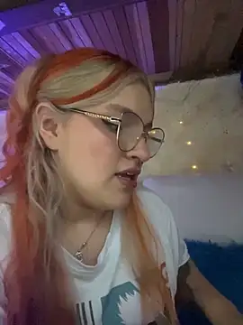 SophiaWeestt99 online show from October 2025 03:39:02 AM