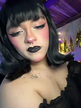 SophiaWeestt99 online show from May 2026 04:06:02 AM