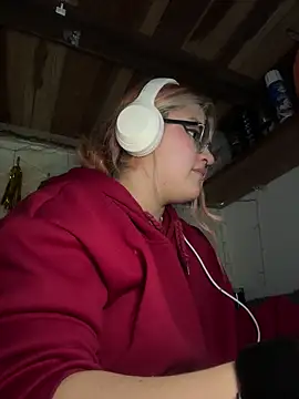 SophiaWeestt99 online show from May 2026 04:30:02 AM
