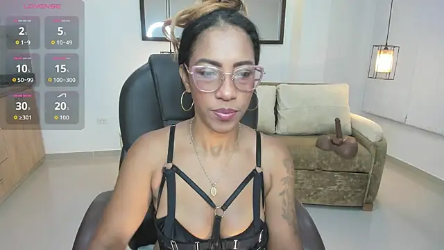 Snapshot of Shantaall_ chatting on June 2026 10:57:02 AM Shantaall online show from June 2026 10:57:02 AM