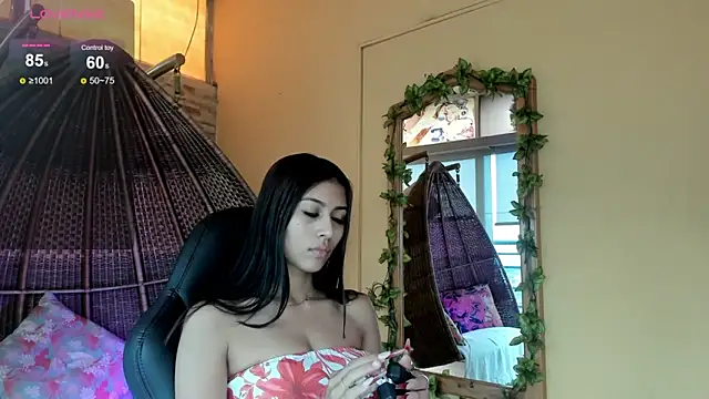 ZaraLim online show from December 2024 06:16:01 PM