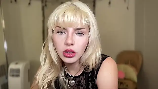 SirenitySirenxx online show from March 2025 09:37:02 PM