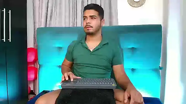 thiagowes online show from February 2025 12:43:02 AM