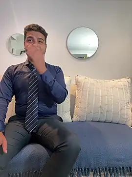 thiagowes online show from February 2026 03:40:01 AM