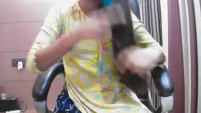 collage hoty online show from September 2025 04:56:02 PM