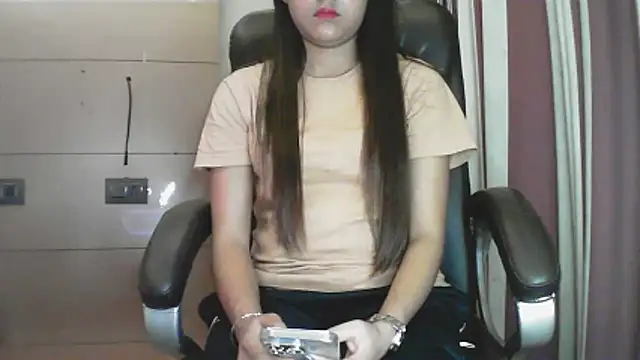 collage hoty online show from January 2026 03:49:02 PM