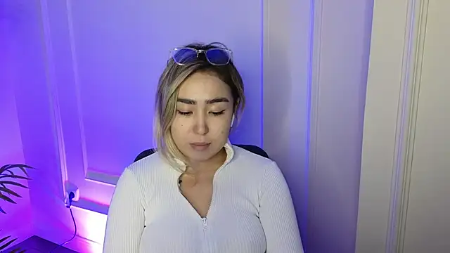 Snapshot of Deiri_Delightful chatting on December 2024 12:00:01 PM Deiri Delightful online show from December 2024 12:00:01 PM