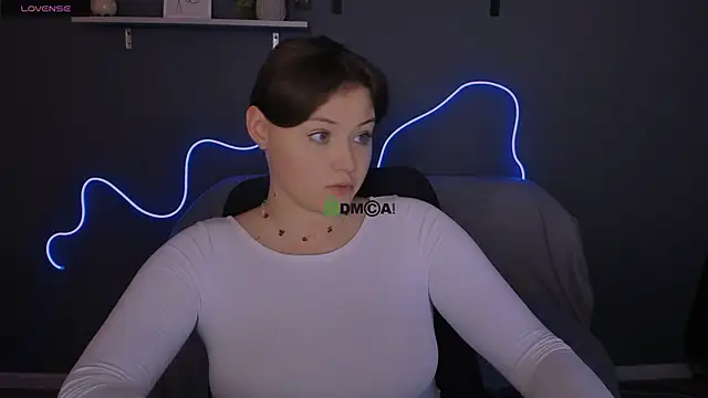 Snapshot of nikole_kitt chatting on September 2025 08:02:01 PM nikole kitt online show from September 2025 08:02:01 PM