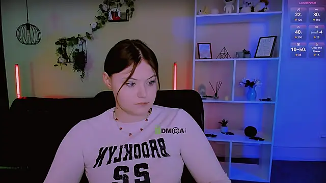 Snapshot of nikole_kitt chatting on May 2026 06:58:01 PM nikole kitt online show from May 2026 06:58:01 PM