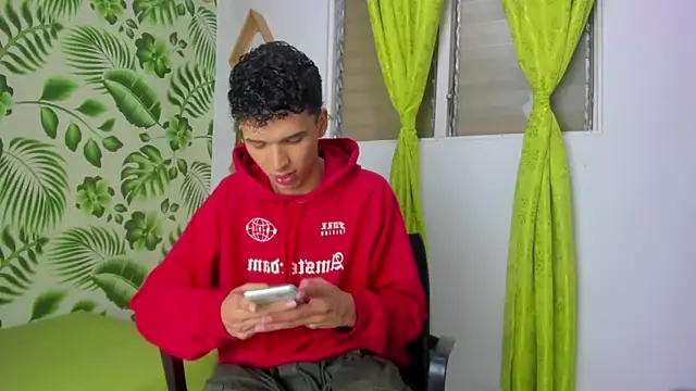 SEANTROYY online show from March 2025 03:57:01 AM