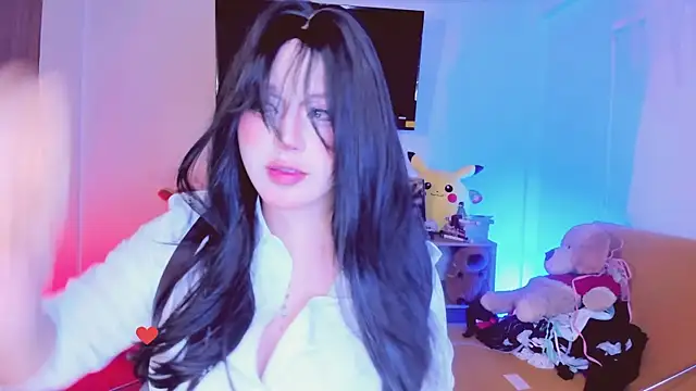 Lilith Asami online show from June 2026 10:12:02 AM