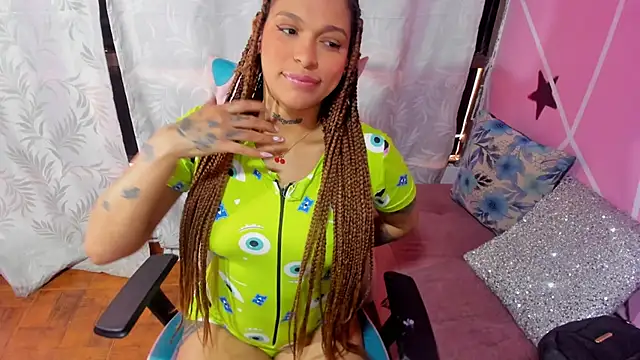 samantha simur online show from February 2025 01:03:01 PM