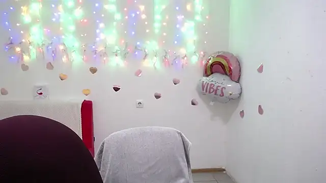 VasilisaSii online show from October 2025 05:18:01 AM