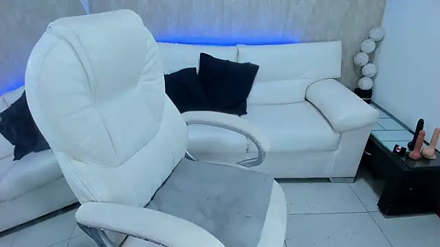 meggan 77 online show from February 2025 12:30:01 AM