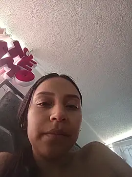 Snapshot of emma_ambar chatting on November 2025 07:04:02 PM emma ambar online show from November 2025 07:04:02 PM