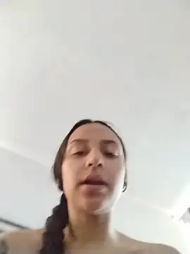 Snapshot of emma_ambar chatting on December 2025 04:35:01 PM emma ambar online show from December 2025 04:35:01 PM