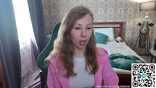 Lill Mary online show from May 2026 05:14:02 AM