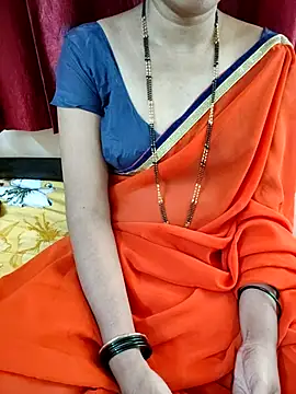 Snapshot of anuradha1432 chatting on June 2026 09:03:01 AM anuradha1432 online show from June 2026 09:03:01 AM