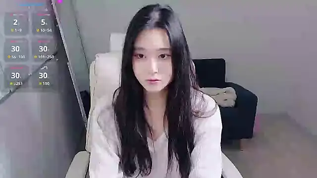 Snapshot of who_Lilly chatting on October 2025 12:04:02 PM who Lilly online show from October 2025 12:04:02 PM