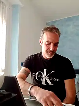 Marcolino183 online show from March 2025 03:09:02 PM