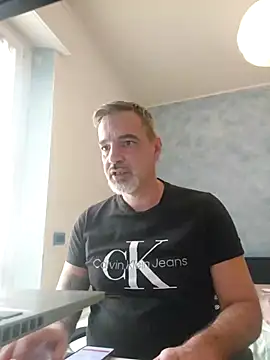 Snapshot of Marcolino183 chatting on February 2026 08:40:02 AM Marcolino183 online show from February 2026 08:40:02 AM