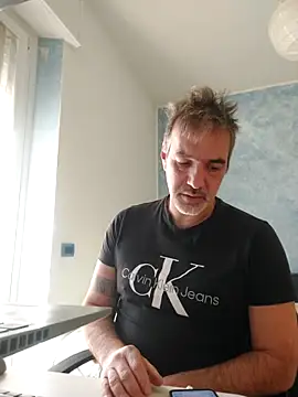 Snapshot of Marcolino183 chatting on March 2026 08:20:01 AM Marcolino183 online show from March 2026 08:20:01 AM