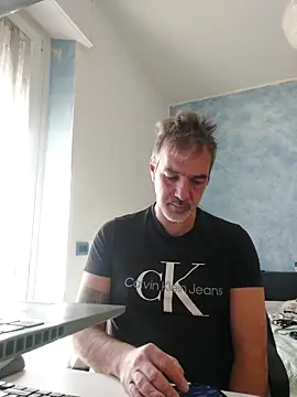 Snapshot of Marcolino183 chatting on March 2026 08:26:33 AM Marcolino183 online show from March 2026 08:26:33 AM