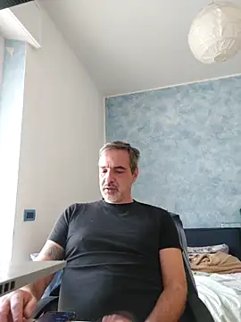 Snapshot of Marcolino183 chatting on April 2026 07:25:02 AM Marcolino183 online show from April 2026 07:25:02 AM