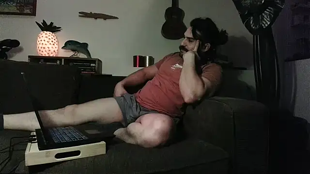 Mclozzz online show from December 2025 02:51:02 AM