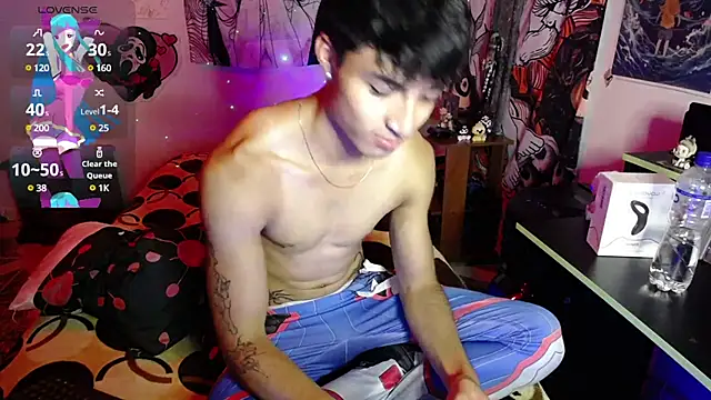 Snapshot of dylan_fun18 chatting on March 2025 01:35:02 AM dylan fun18 online show from March 2025 01:35:02 AM