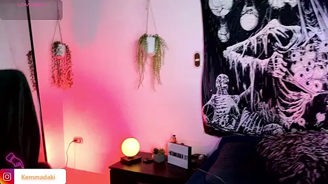 kemmadakii online show from April 2026 11:09:01 PM