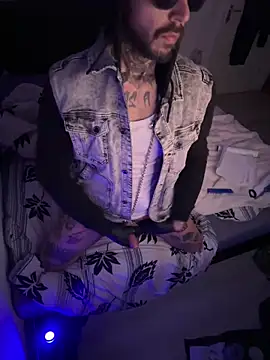 LuggiJack online show from December 2024 05:58:02 AM