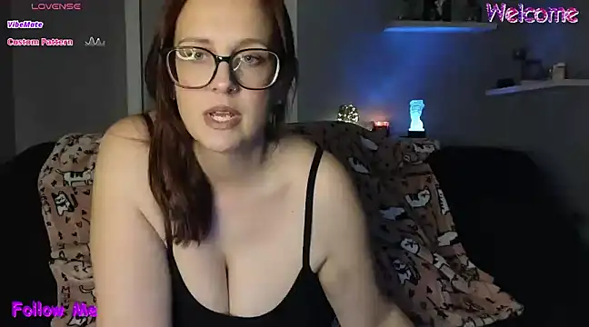 TheBustyHouseWife online show from January 2025 03:53:01 AM