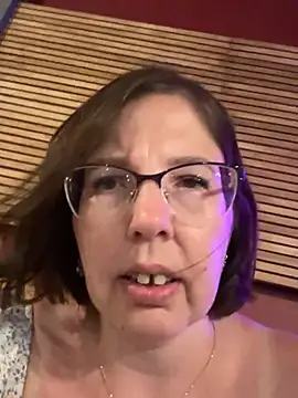 Snapshot of B_Bonya_m chatting on February 2025 12:39:01 PM B Bonya m online show from February 2025 12:39:01 PM