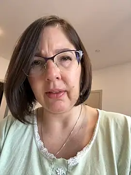 Snapshot of B_Bonya_m chatting on September 2025 04:02:02 AM B Bonya m online show from September 2025 04:02:02 AM