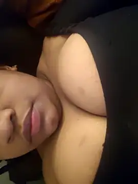 Snapshot of vic_pretynhaa chatting on April 2026 12:44:02 PM vic pretynhaa online show from April 2026 12:44:02 PM