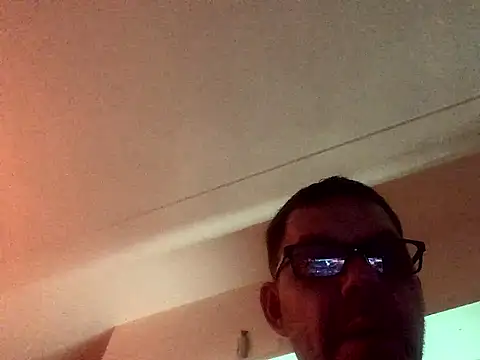 kasper9677 online show from March 2025 07:49:02 PM