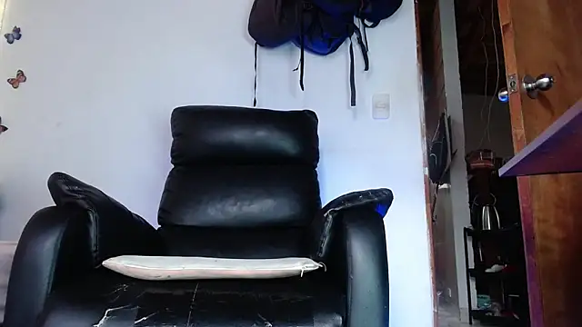 calioppe01 online show from January 2026 12:40:02 PM