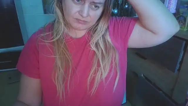 Meliss Official9 online show from January 2026 10:13:01 PM