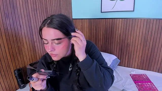 Snapshot of curvy_rousi chatting on November 2025 11:40:02 AM curvy rousi online show from November 2025 11:40:02 AM