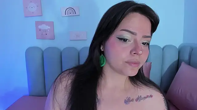 Snapshot of curvy_rousi chatting on January 2026 11:37:02 AM curvy rousi online show from January 2026 11:37:02 AM