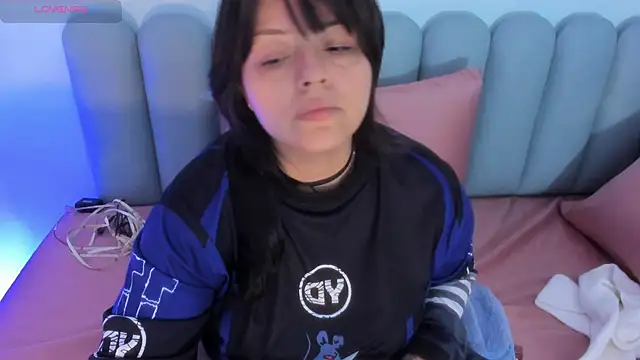 Snapshot of curvy_rousi chatting on February 2026 11:40:01 AM curvy rousi online show from February 2026 11:40:01 AM