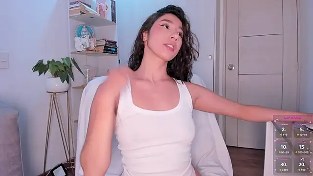 danna davis18 online show from May 2026 08:38:01 PM