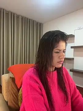 Alice Biel online show from December 2024 10:33:02 AM