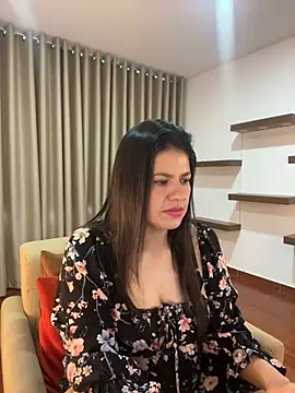 Alice Biel online show from January 2025 09:03:01 PM