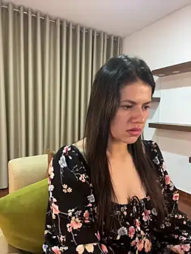 Alice Biel online show from February 2025 04:29:01 AM