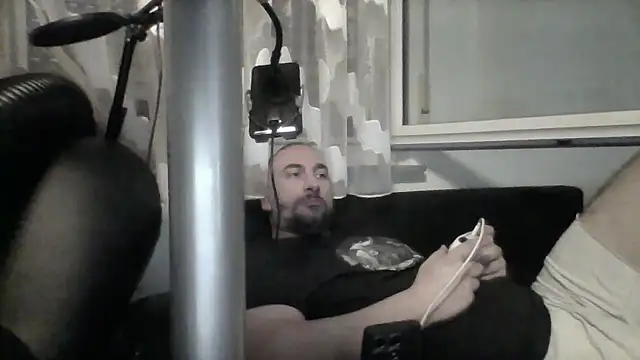 NewyorkDimi online show from August 2026 03:44:02 AM