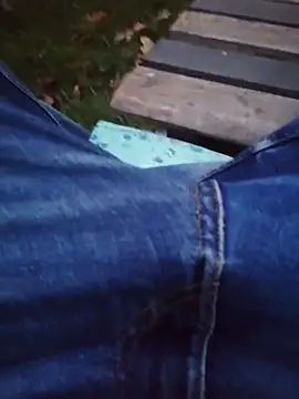 Warumnicht1980 online show from October 2025 05:50:02 AM