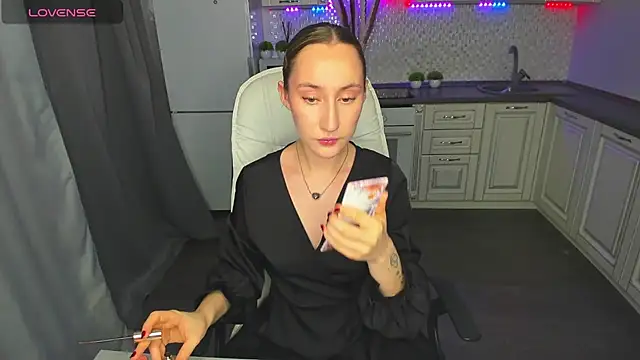 Snapshot of MelodyOfLovee chatting on December 2024 04:20:02 AM MelodyOfLovee online show from December 2024 04:20:02 AM